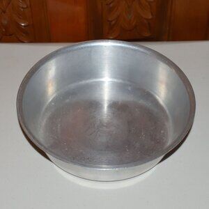 Vintage Wear-Ever No 170 Aluminum Baking Pudding Pan Round 9” TACUCO USA